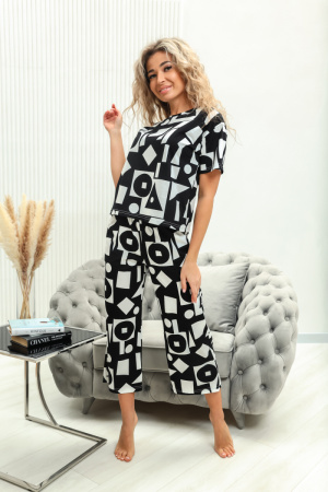 da36b7e0-b257-434b-b396-9da4da1e6b63